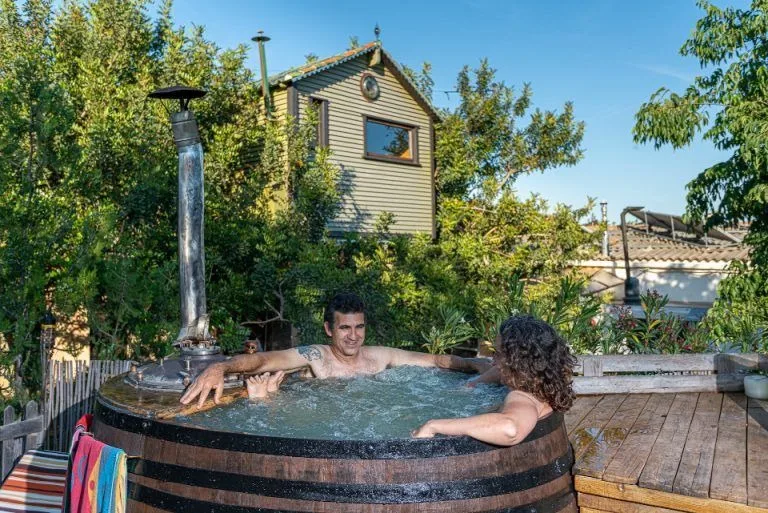 imgi_12_jacuzzi-de-dia-768x513